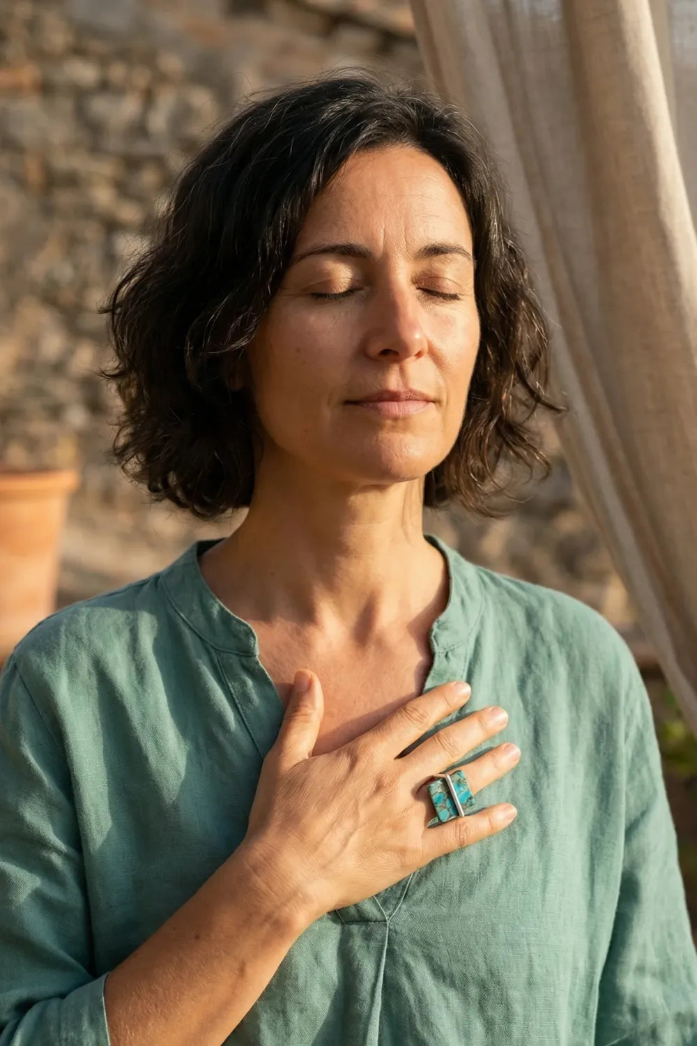 Anillo de turquesa cuadrado
