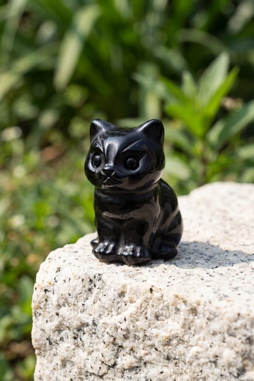 Figura de gato obsidiana negra
