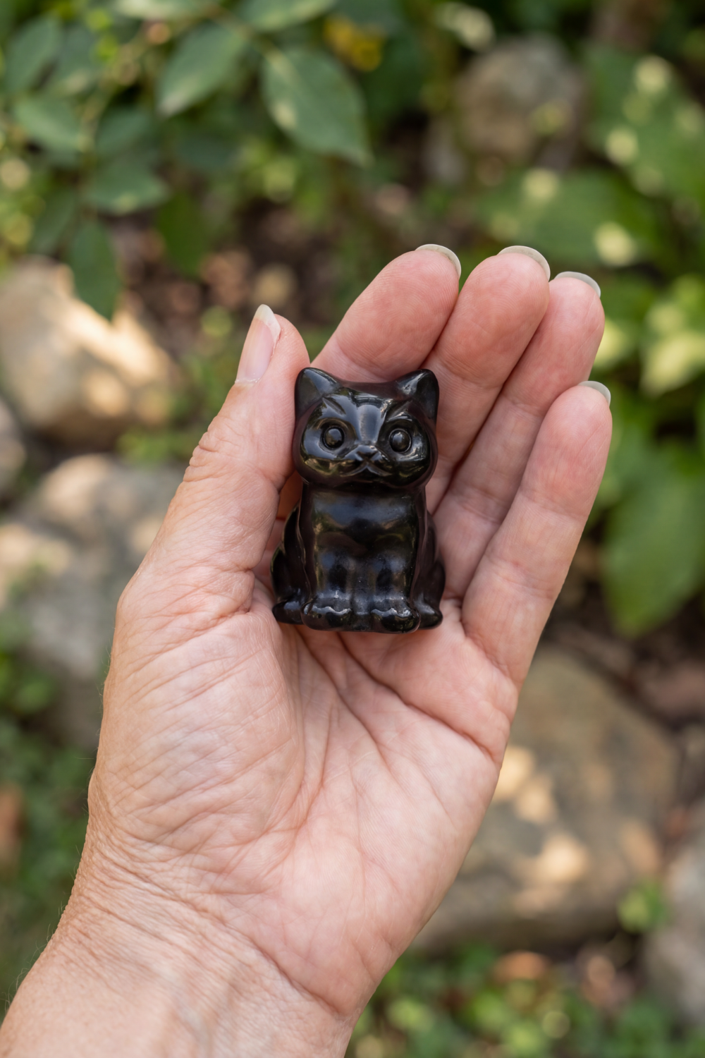 Figura de gato obsidiana negra
