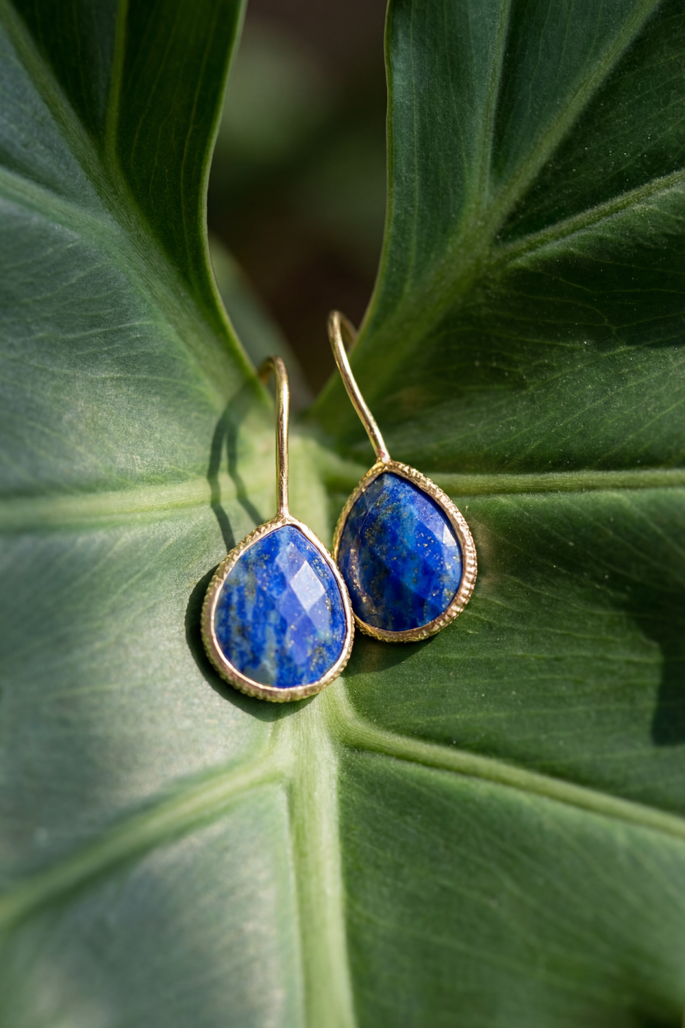 Pendientes lapislazuli dorados
