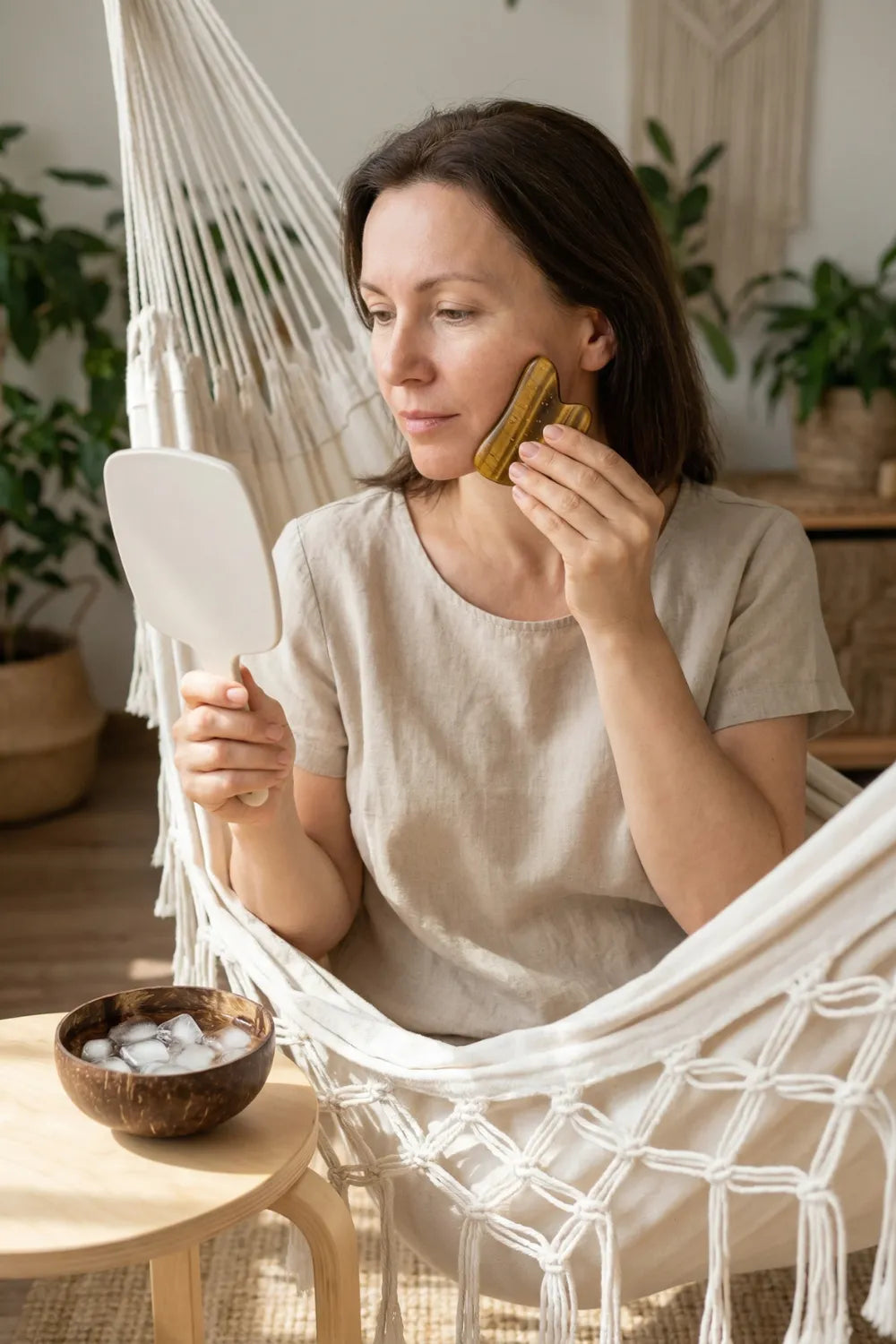 Gua Sha ojo de tigre facial