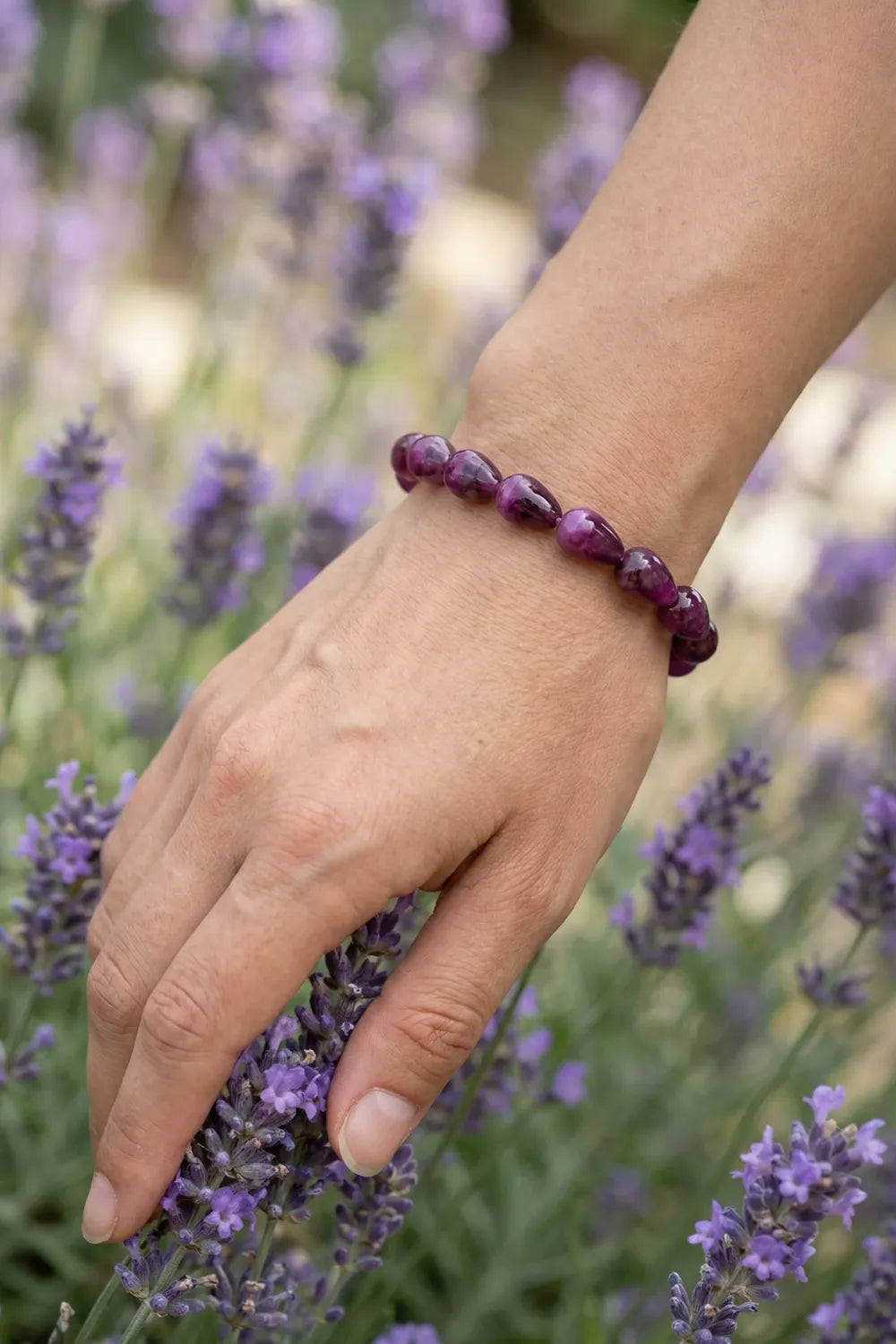 Pulsera de amatista con perlas de agua
